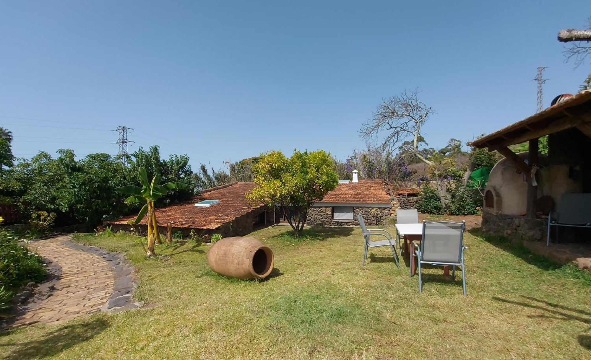 Rural House To Take A Break, La Serreria 25 - Private Garden Такоронте Экстерьер фото